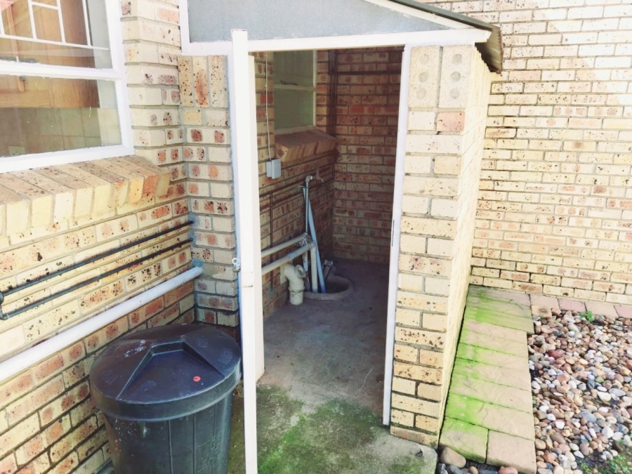 1 Bedroom Property for Sale in Miederpark North West